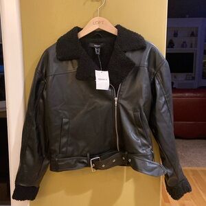 NWT FOREVER 21 WOMEN’S FAUX LEATHER JACKET